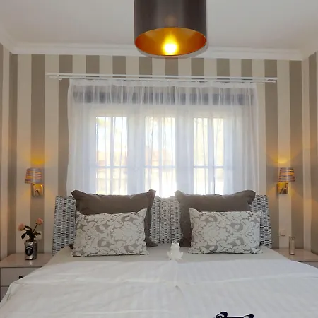 Strandhotel Louisa & Appartementhaeuser Josephine Und Christine 4*