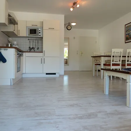 Strandhotel Louisa & Appartementhaeuser Josephine Und Christine Apartman