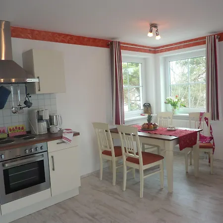 Strandhotel Louisa & Appartementhaeuser Josephine Und Christine 4*