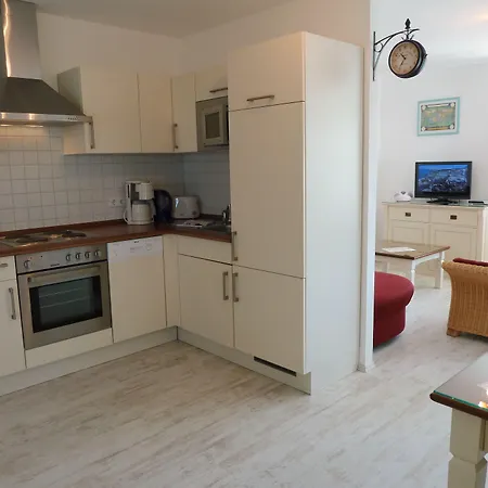 Apartman Strandhotel Louisa & Appartementhaeuser Josephine Und Christine Juliusruh