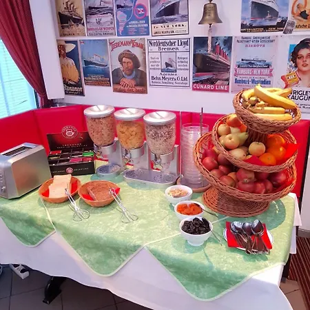 Strandhotel Louisa & Appartementhaeuser Josephine Und Christine Apartman Juliusruh