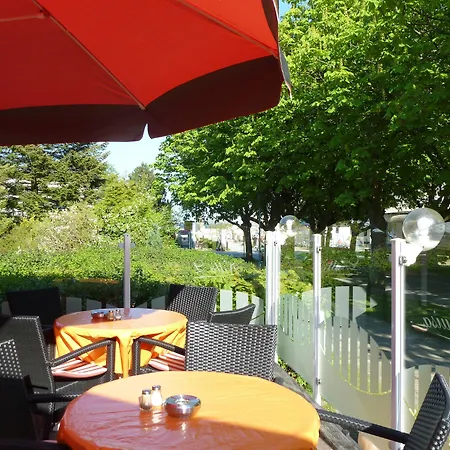 Strandhotel Louisa & Appartementhaeuser Josephine Und Christine 4* Juliusruh