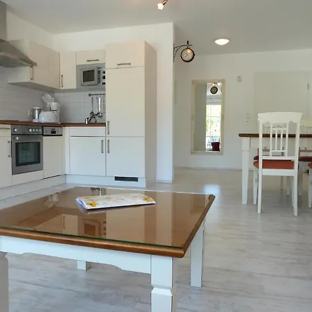 Apartment Strandhotel Louisa & Appartementhaeuser Josephine Und Christine 4*