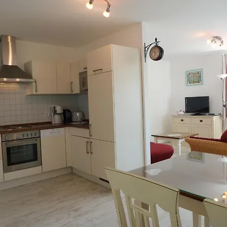 Strandhotel Louisa & Appartementhaeuser Josephine Und Christine Apartman 4*