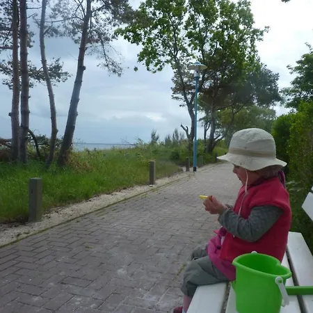 Strandhotel Louisa & Appartementhaeuser Josephine Und Christine 4*