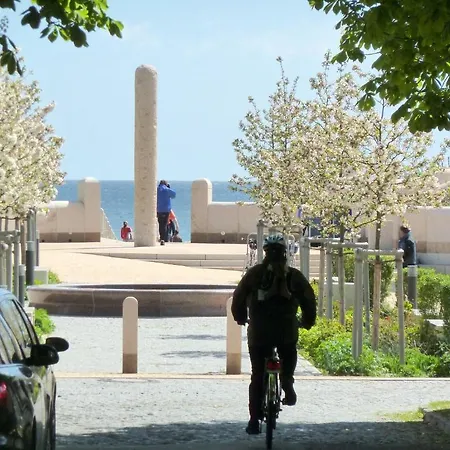 Strandhotel Louisa & Appartementhaeuser Josephine Und Christine Apartman Juliusruh